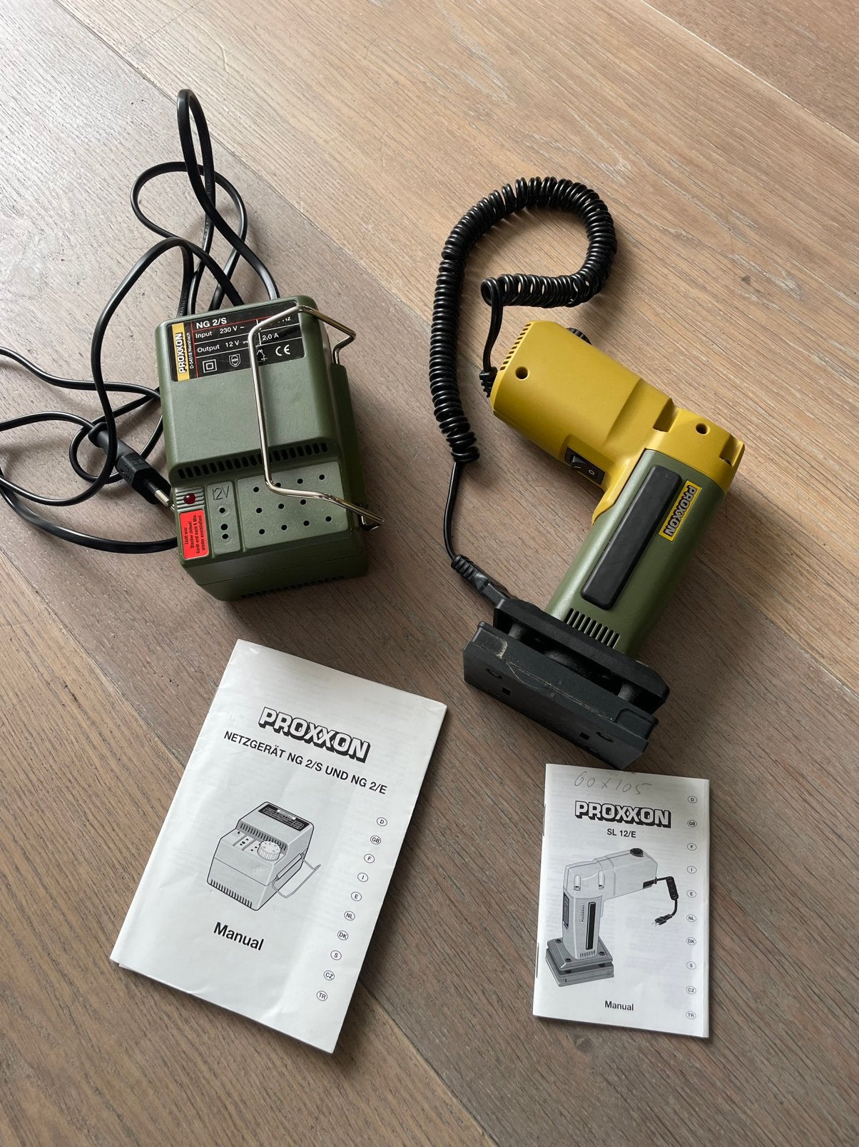 PROXXON adapter + schuurmachine, Ophalen of Verzenden, Zo goed als nieuw