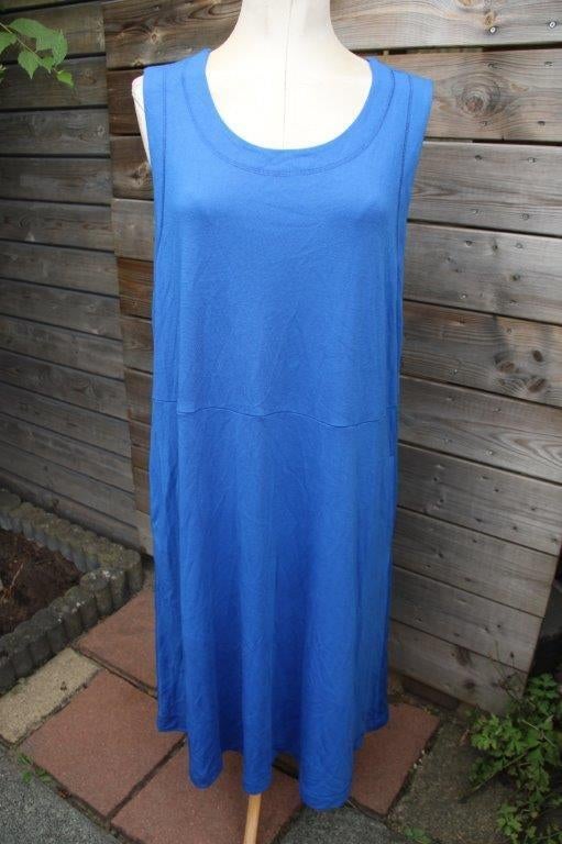 Jurk blauw Frapp mt XL Vaste prijs, Kleding | Dames, Frapp, Maat 46/48 (XL) of groter, Zo goed als nieuw, Knielengte