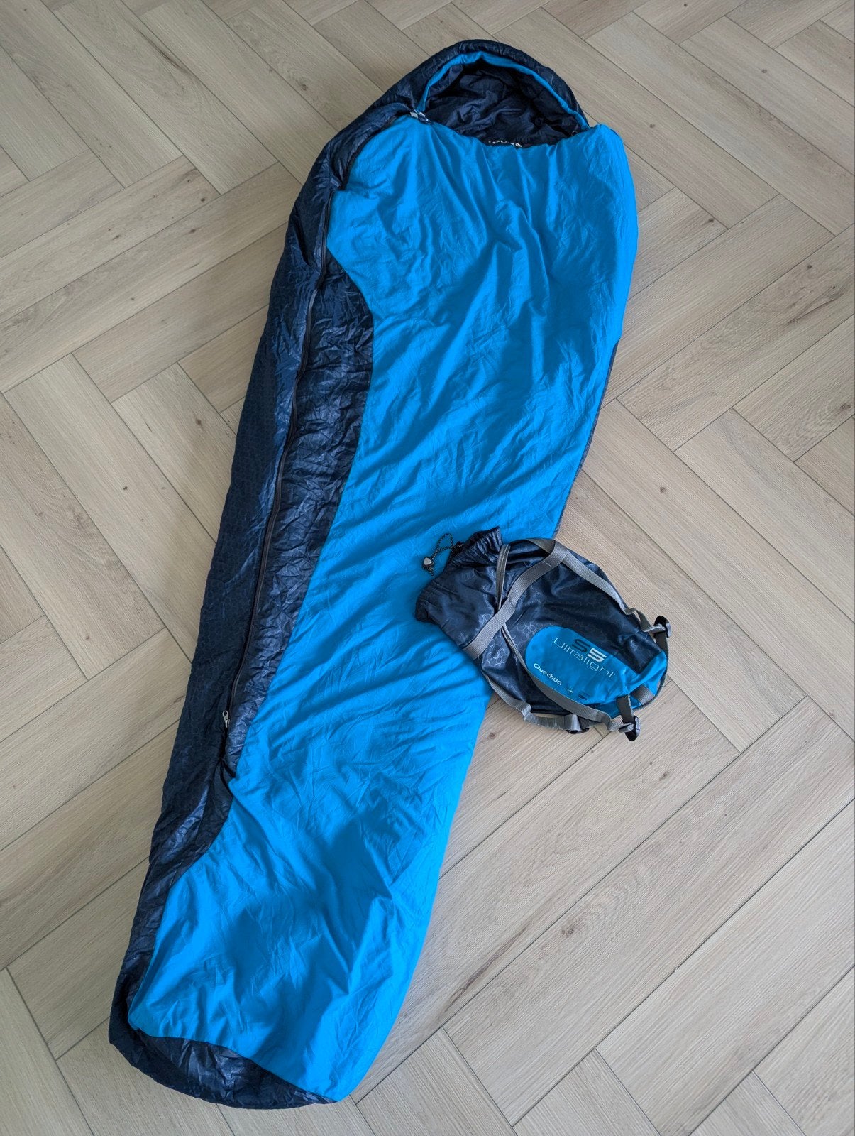 Quechua Ultralight slaapzak eenpersoons, Ophalen of Verzenden