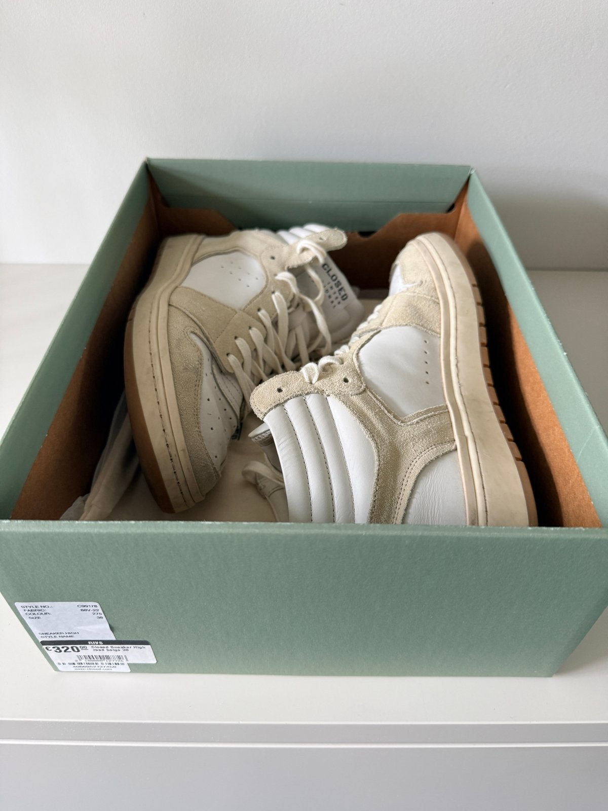 Closed sneakers maar 38, Wit, Ophalen of Verzenden, Sneakers of Gympen, Gedragen