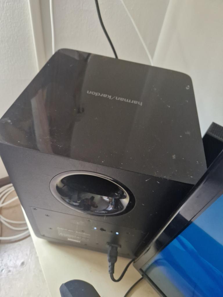 Harman kardon  soundbar draadloze subwoofer halem landhraaf, Ophalen of Verzenden, Met externe subwoofer, Zo goed als nieuw
