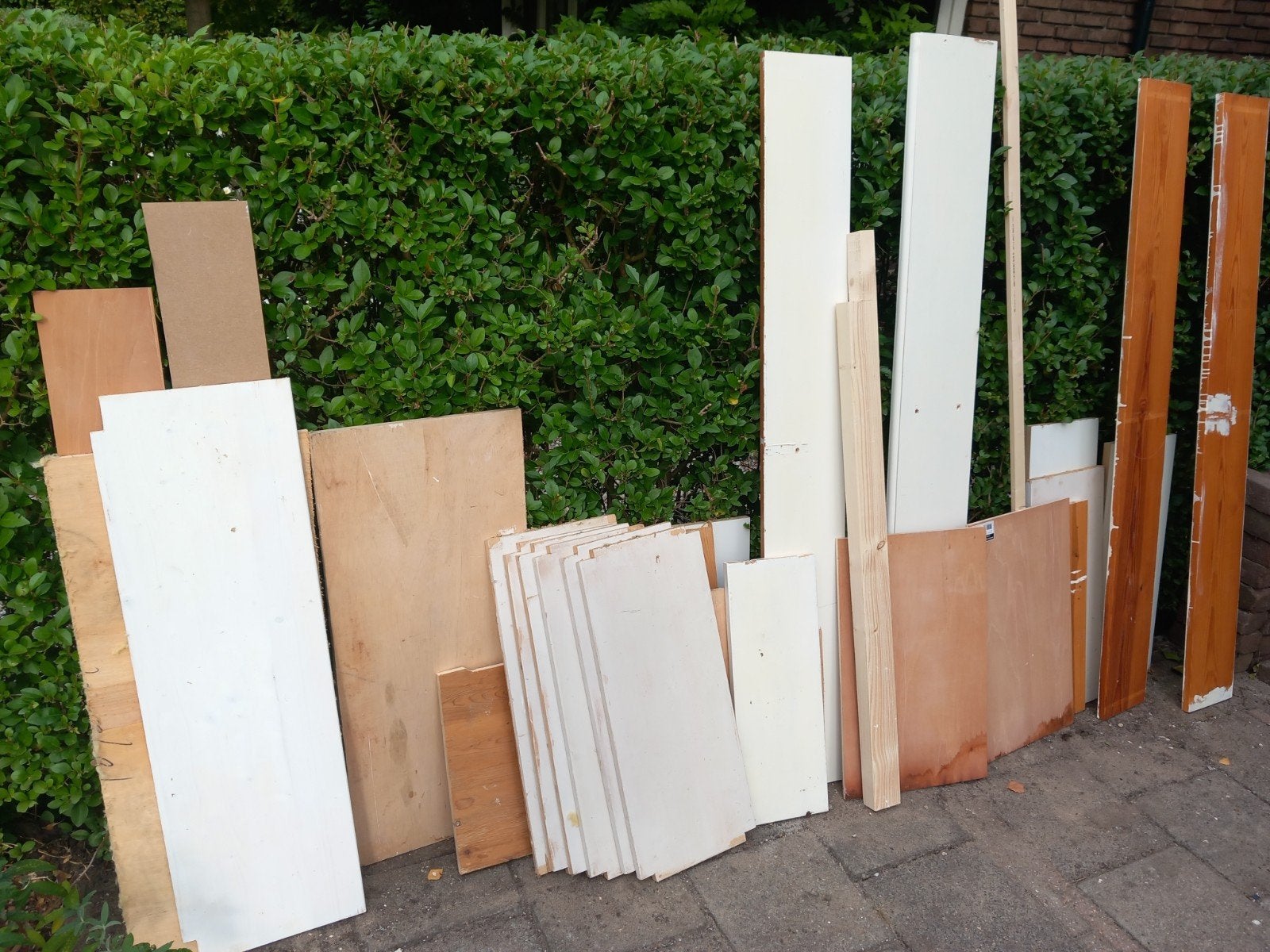 Houten plaatmateriaal, grenen boekenplanken, mdf triplex etc, Ophalen
