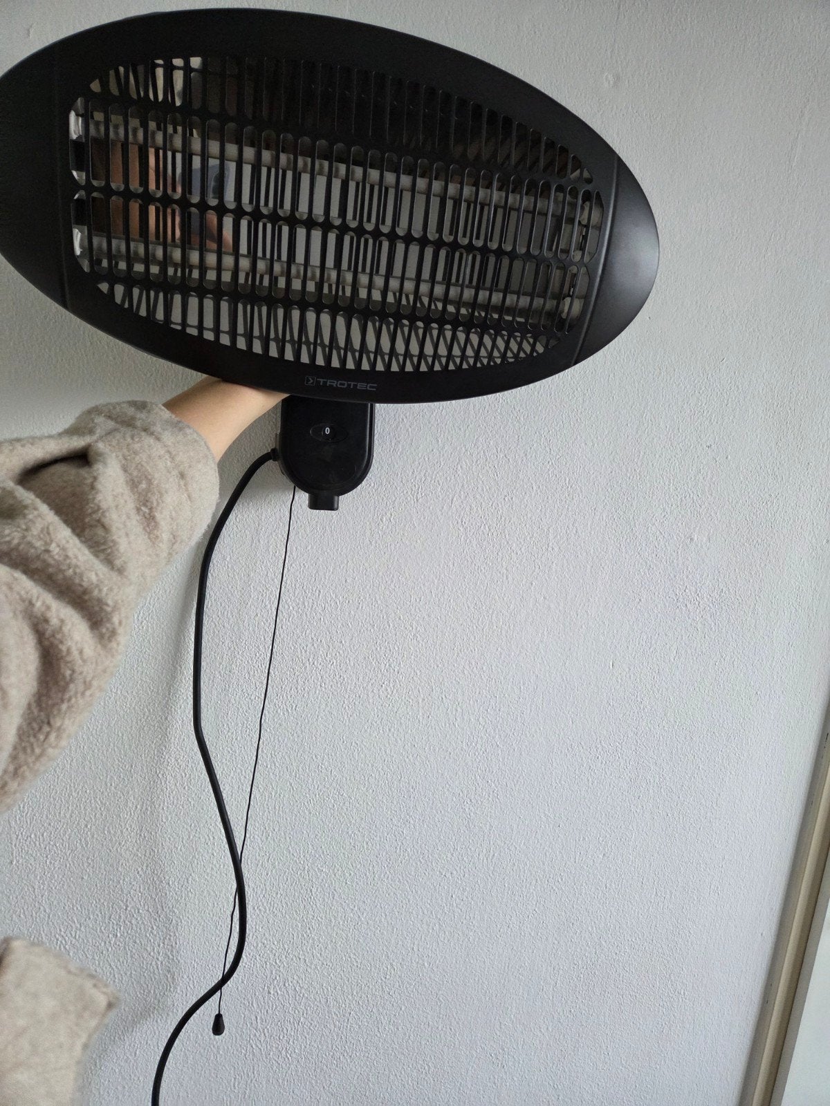 Terras heater met 3 standen, Tuin en Terras, Terrasverwarmers, Zo goed als nieuw, Elektrisch, Wand, Ophalen