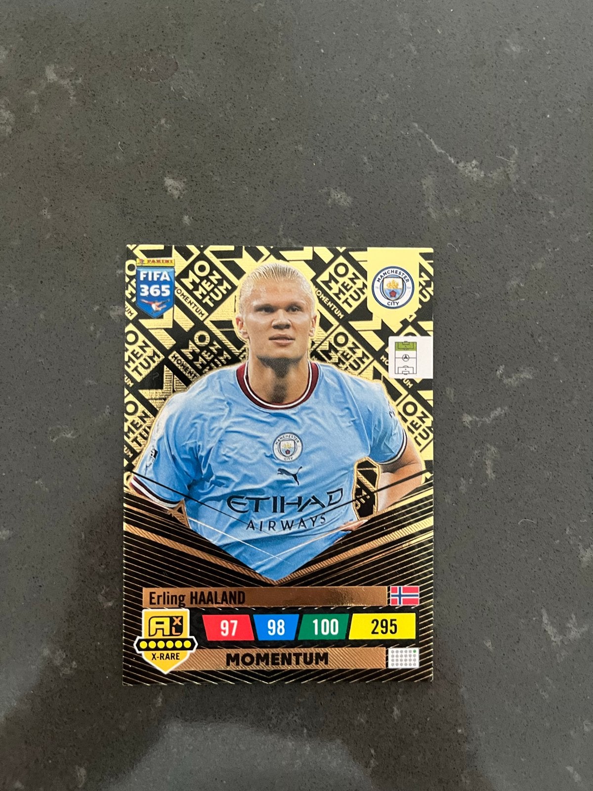 Erling Haaland FIFA 365 Adrenalyn XL Momentum X-Rare, Ophalen of Verzenden, Nieuw, Buitenlandse clubs, Spelerskaart