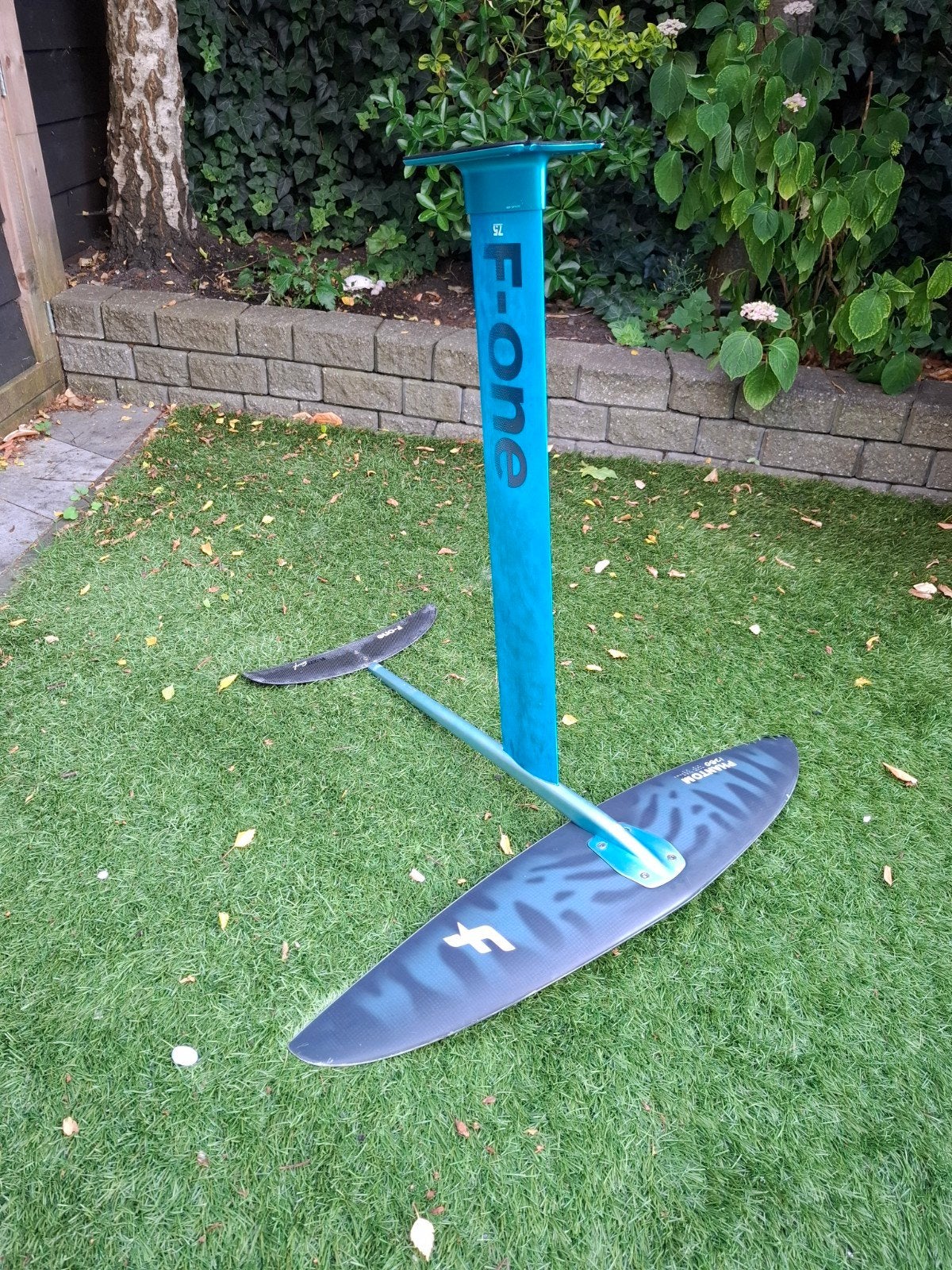F-One Phantom 1480 & 1280 FCT planes + alu mast 75cm, Ophalen, Wingsurf-hydrofoil