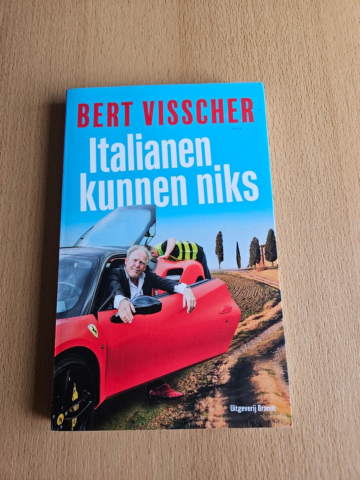 Bert Visscher - Italianen kunnen niks, Ophalen of Verzenden, Zo goed als nieuw, Bert Visscher