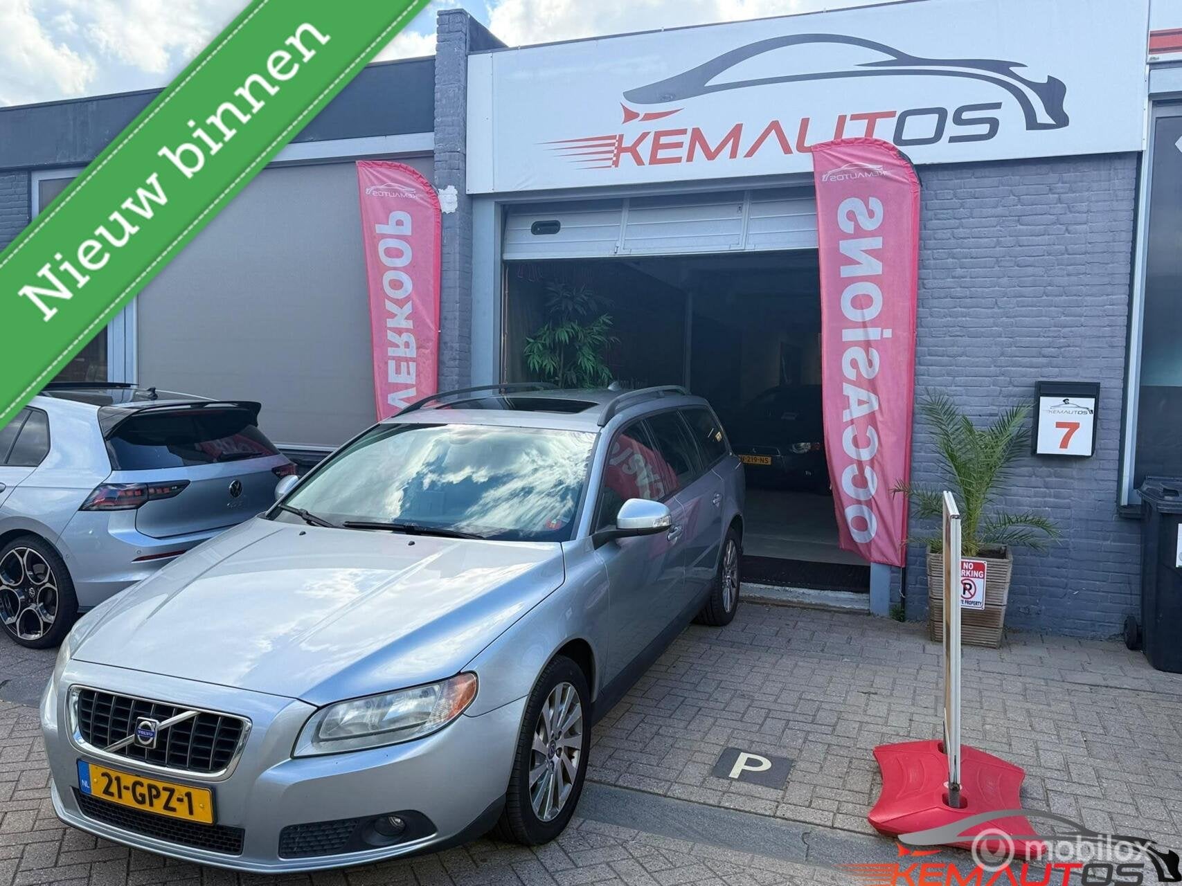 Volvo V70 2.4DSummumairco, Auto's, Voorwielaandrijving, 15 km/l, 163 pk, 2401 cc
