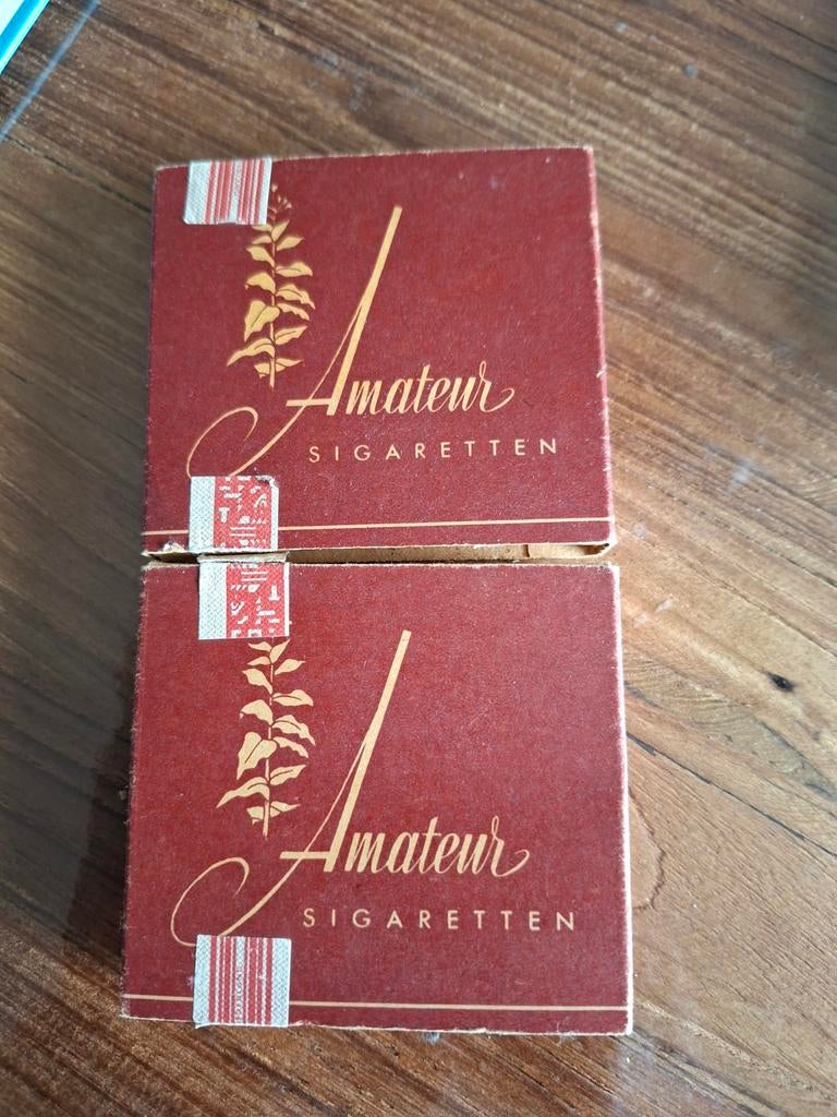 2x Vintage Amateur Sigaretten pakjes Louis Dobbelmann, Ophalen, Gebruikt, Tabaksdoos of Verpakking