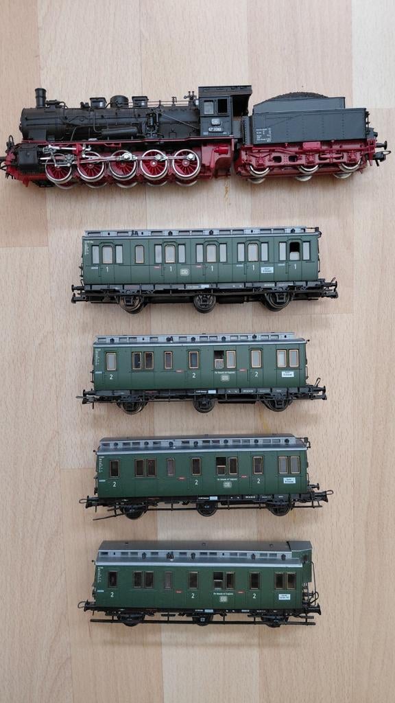 ROCO BR57 Locomotief met 4 Rijtuigen, Hobby en Vrije tijd, Modeltreinen | H0, Ophalen of Verzenden