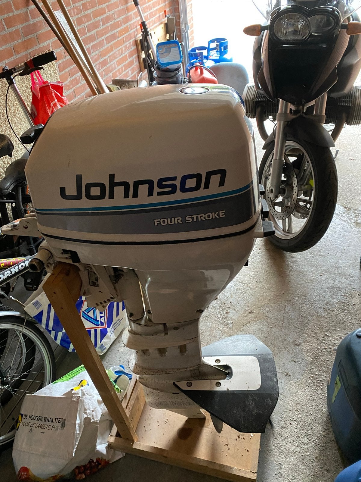 Johnson 15 PK Four Stroke Buitenboordmotor, Watersport en Boten, Ophalen, Gebruikt, Motor en Techniek, Motorboot