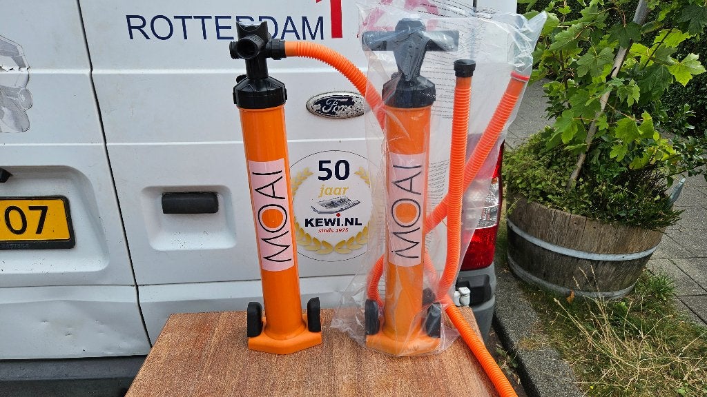 25 handpompen voor sup / rubberboot    (ook per stuk € 12,-), Watersport en Boten, Ophalen, Nieuw, Overige typen