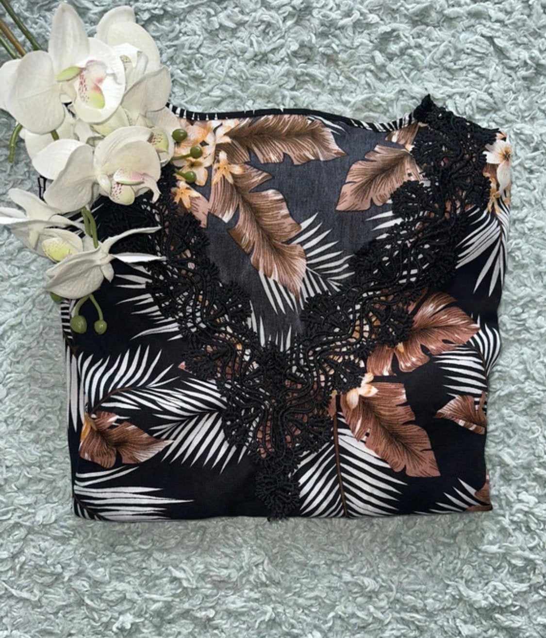 ZGAN, mooie blouse-top met bladmotief en kanten V-hals, Ophalen of Verzenden, Zo goed als nieuw, Maat 36 (S), Meerkleurig