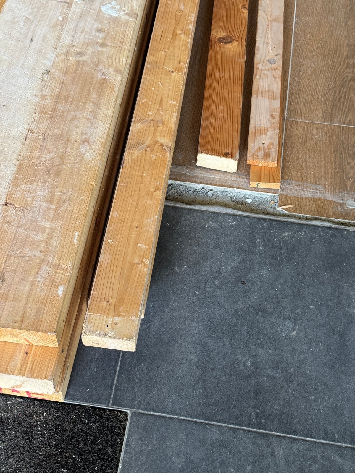 19x Houten balken 420x9x4 cm - bouw hout, vuur hout, Doe-het-zelf en Verbouw, Hout en Planken, Ophalen, Gebruikt, 25 tot 50 mm