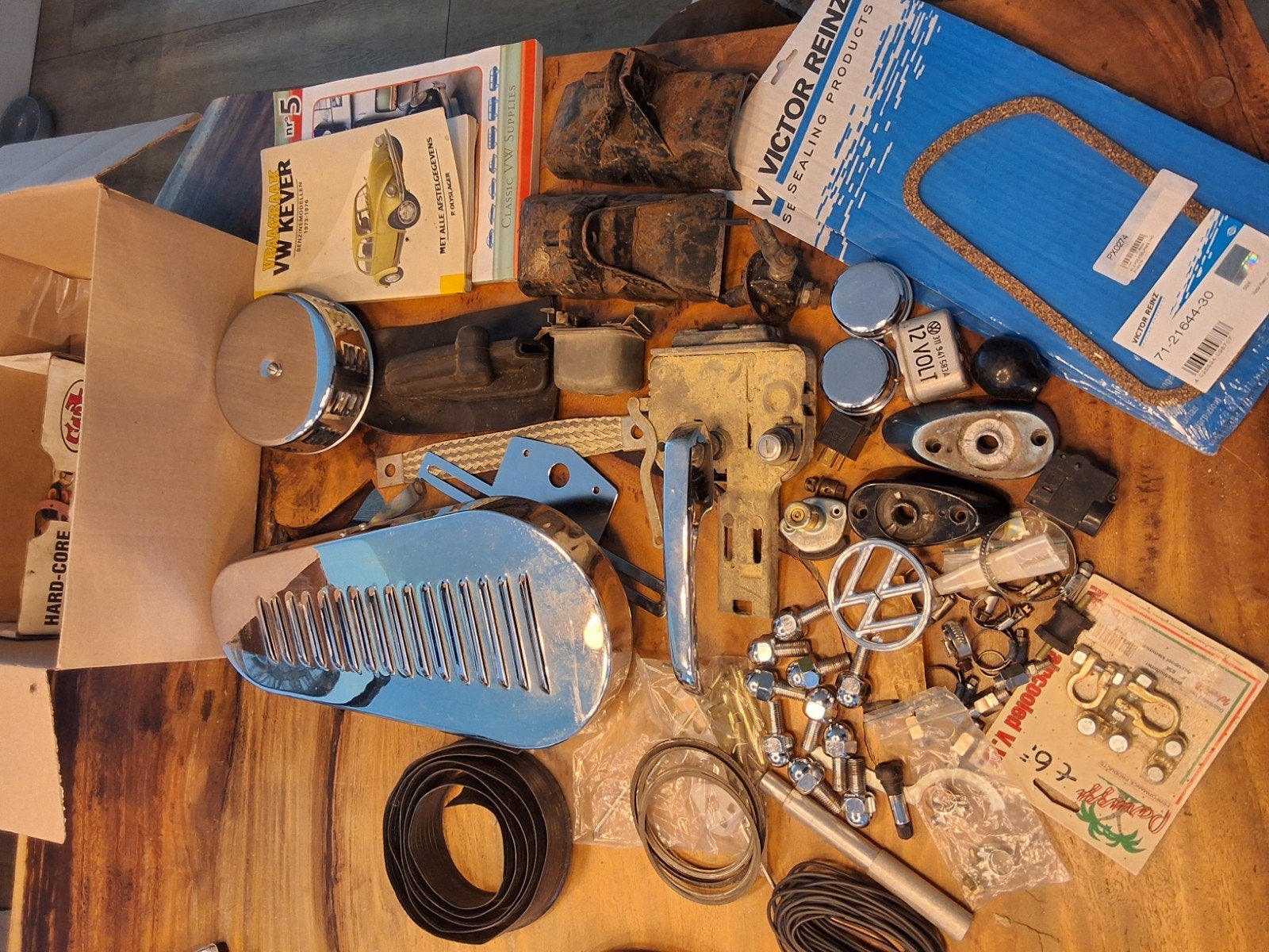 oldtimer volkswagen kever vw kever doos met onderdelen etc., Ophalen, Nieuw, Volkswagen