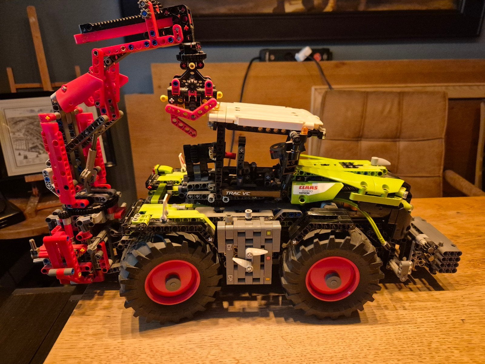 Lego Technic Claas Xerion 5000 VC 42054 met Power Function, Ophalen