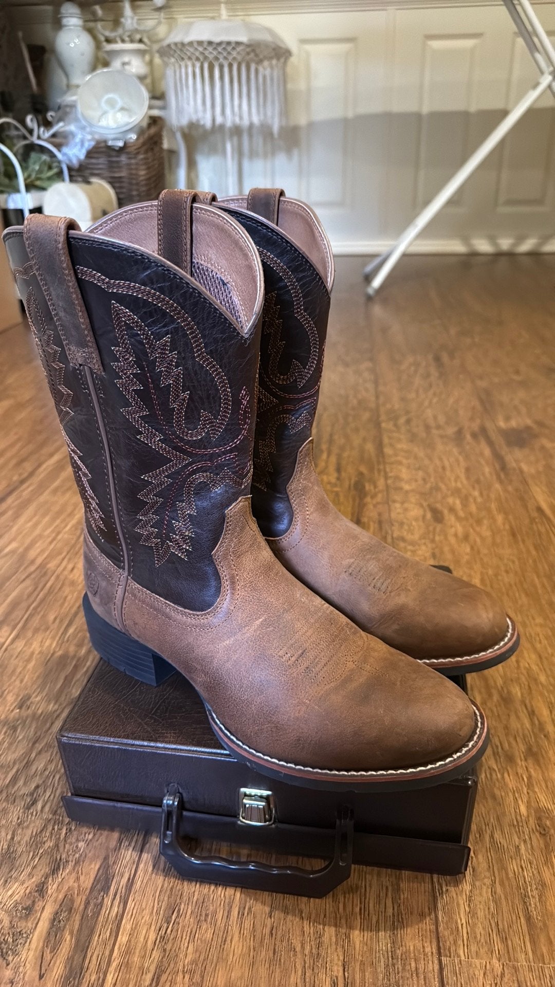 Ariat laarzen, Bruin, Boots, Ophalen of Verzenden, Zo goed als nieuw