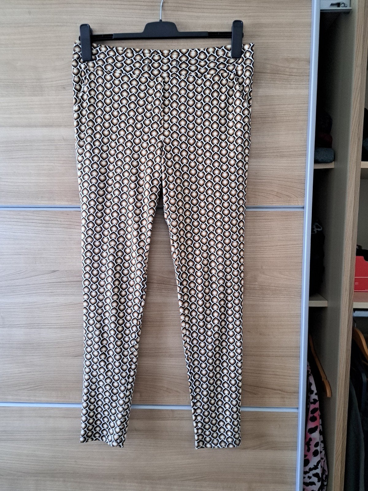 Essentials stretch broek maat L, Maat 42/44 (L), Ophalen of Verzenden, Lang, Essentials