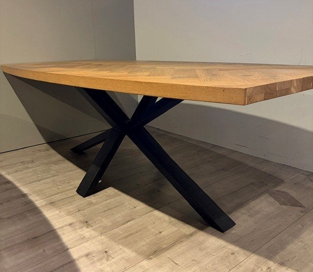 EETKAMERTAFEL METALUXE, 100 tot 150 cm, 200 cm of meer, Zo goed als nieuw, Vijf personen of meer