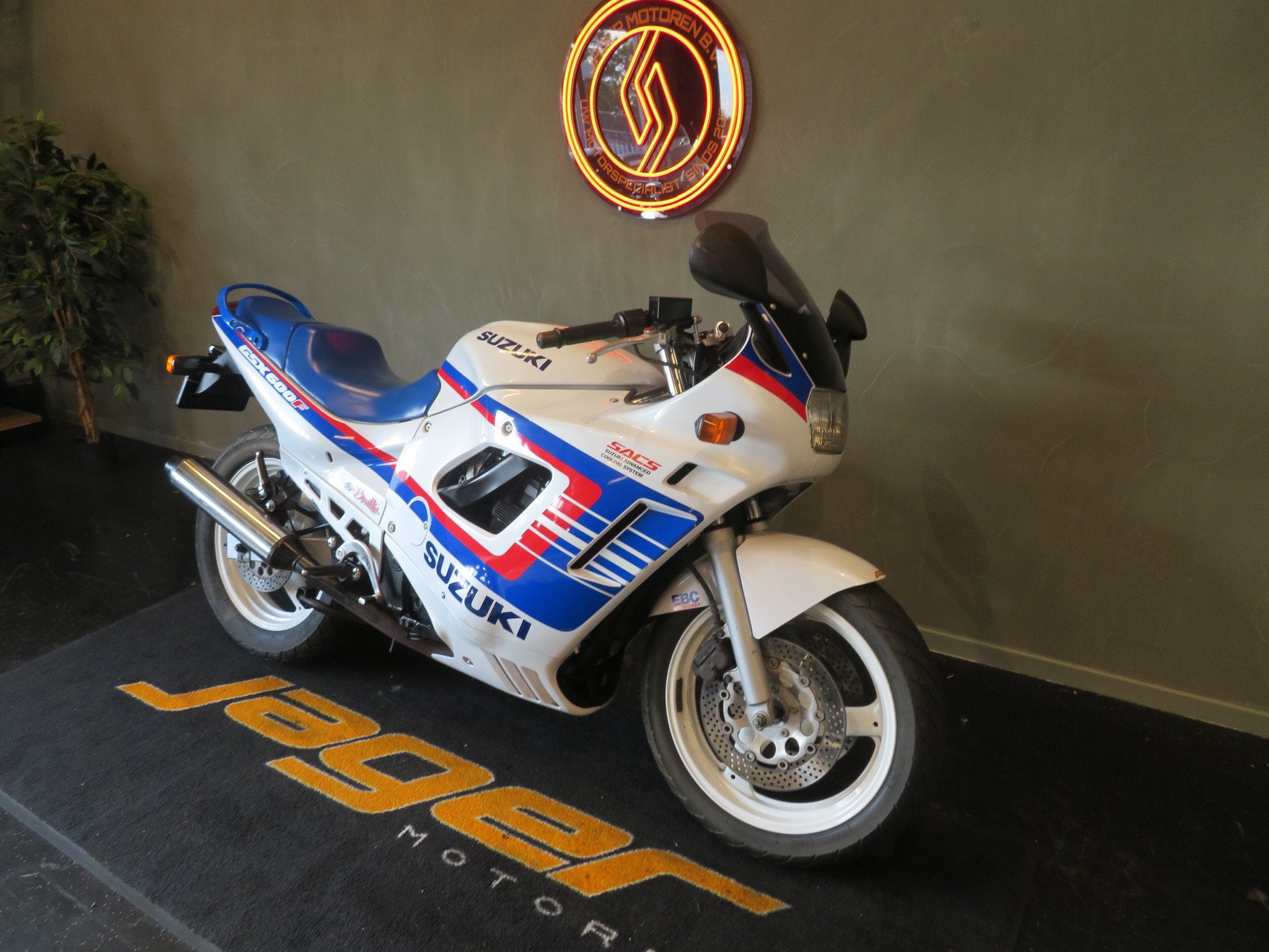 Suzuki GSX 600 F NETTE STAAT! (bj 1991), Motoren, Motoren | Suzuki, Bedrijf, Sport