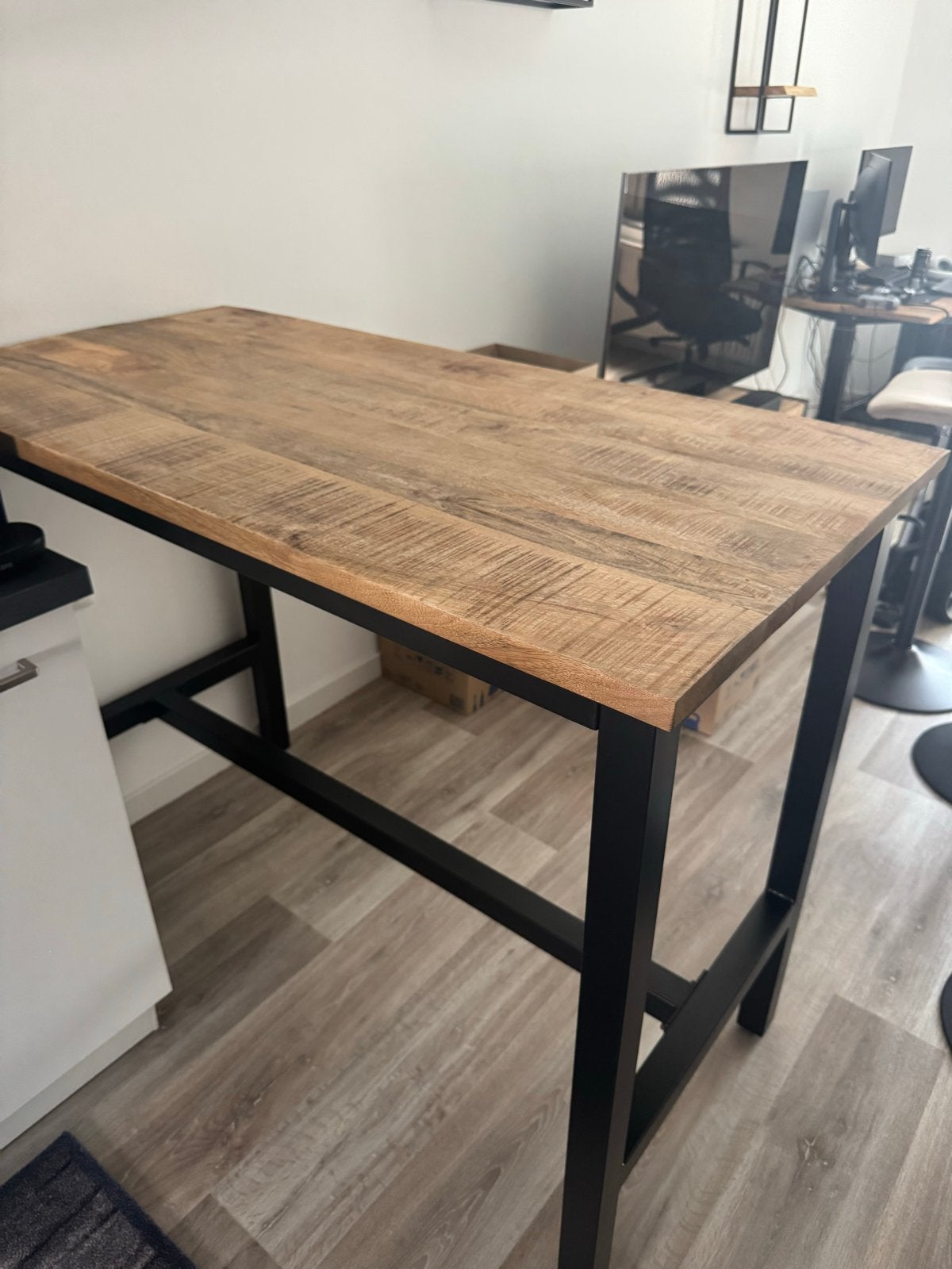 Bartafel met barkrukken  105x137x67 (hxbxd), Ophalen, In hoogte verstelbaar, Zo goed als nieuw