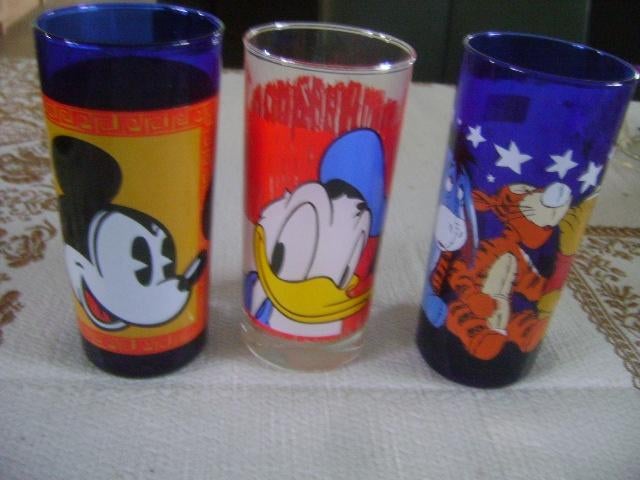 3 disney glazen, Ophalen of Verzenden, Donald Duck, Zo goed als nieuw, Servies