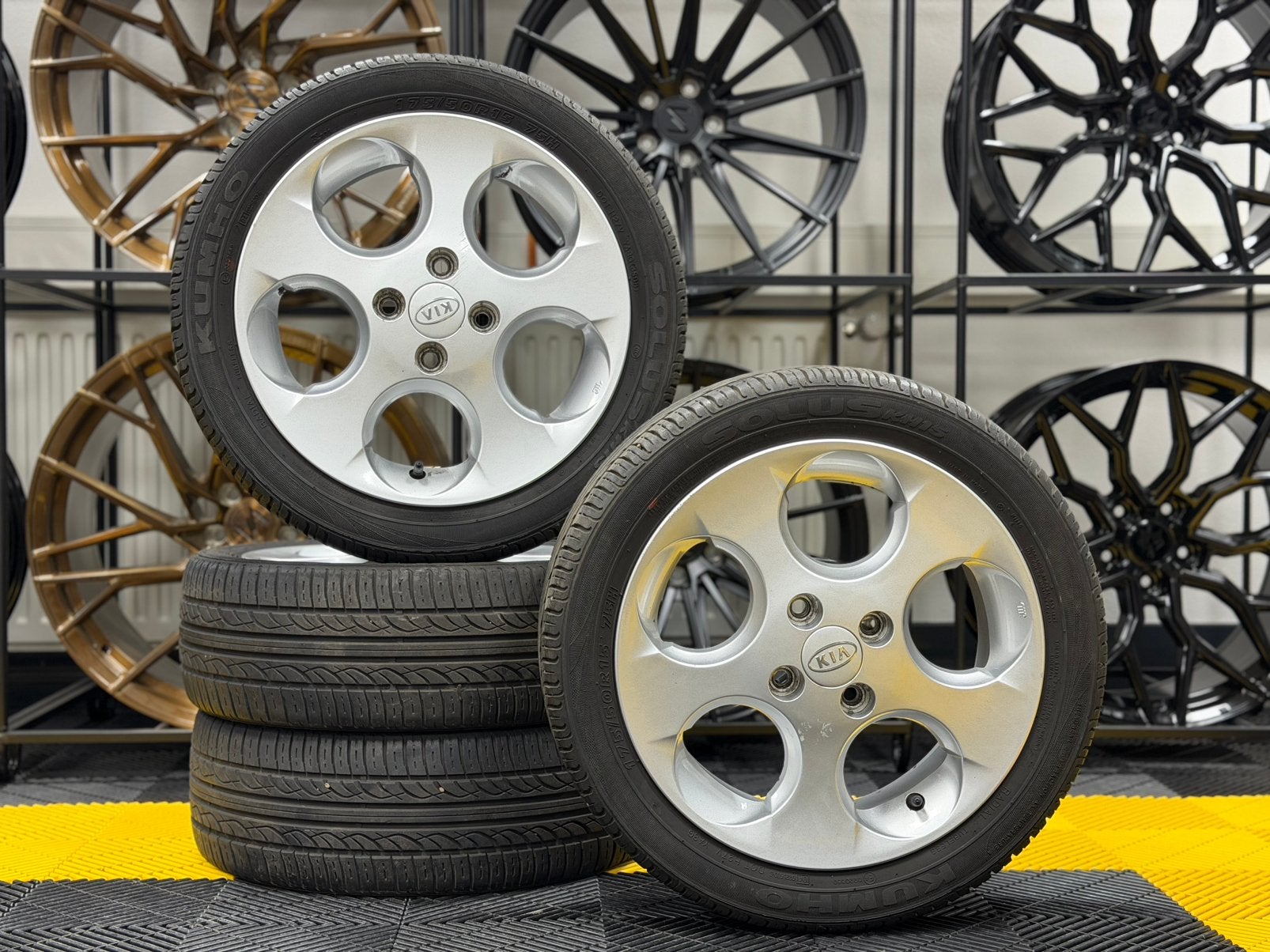 15 Inch Kia Picanto Zomerset 6MM €399,-!, Ophalen, 15 inch, 175 mm, Banden en Velgen