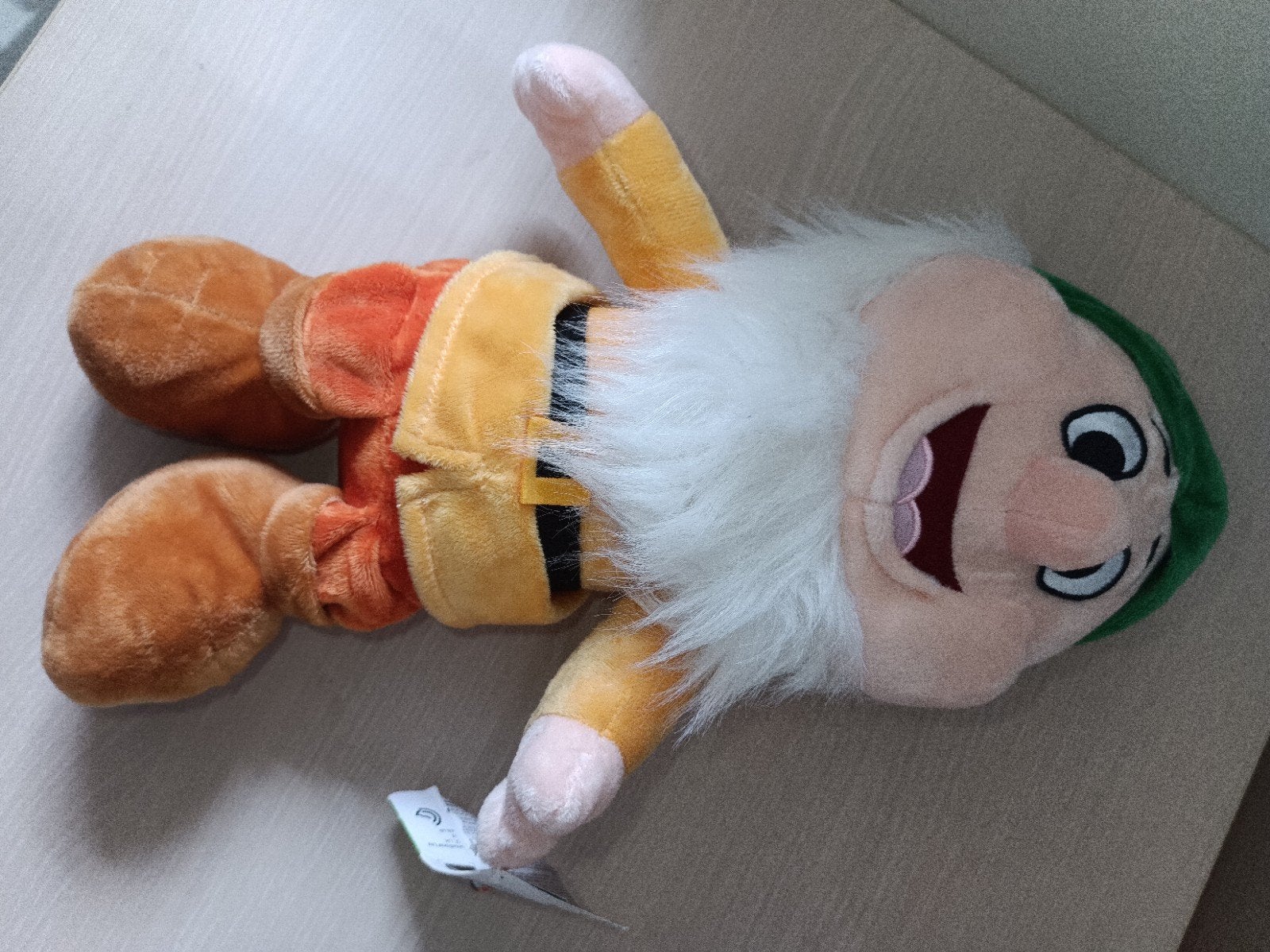 Nieuwe Originele Disney Knuffel - Dommel (Sneeuwwitje), Verzamelen, Ophalen of Verzenden