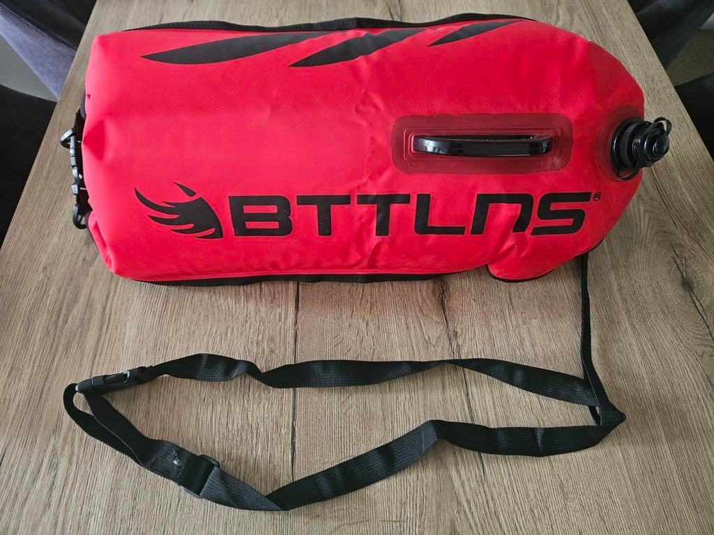 Zwemboei 28 liter - BTTLS Poseidon 2.0, Ophalen of Verzenden, Zo goed als nieuw, Overige