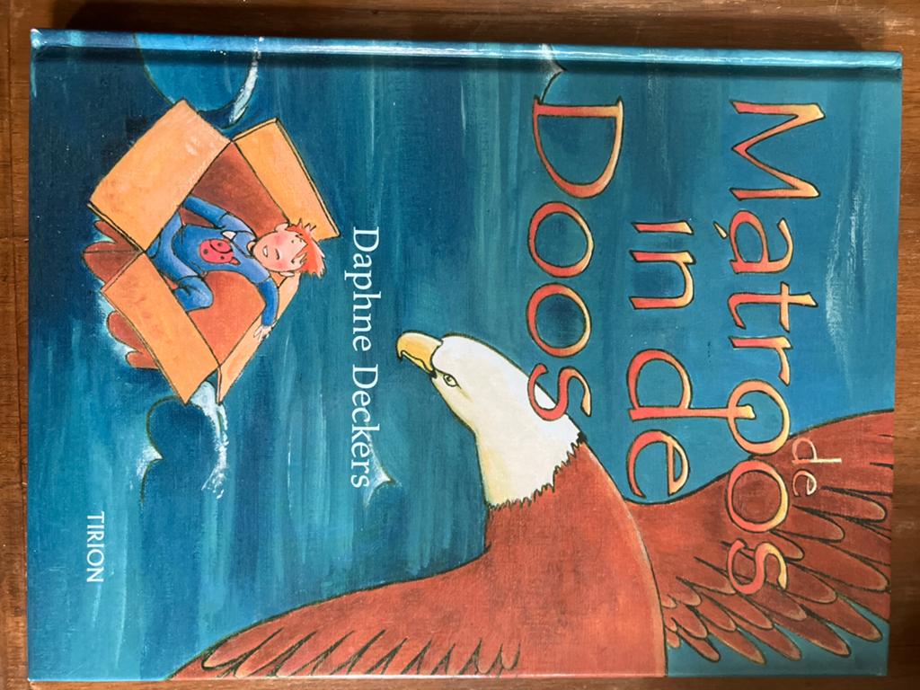 Matroos in de Doos - Daphne Deckers (Kinderboek), Ophalen of Verzenden, Zo goed als nieuw