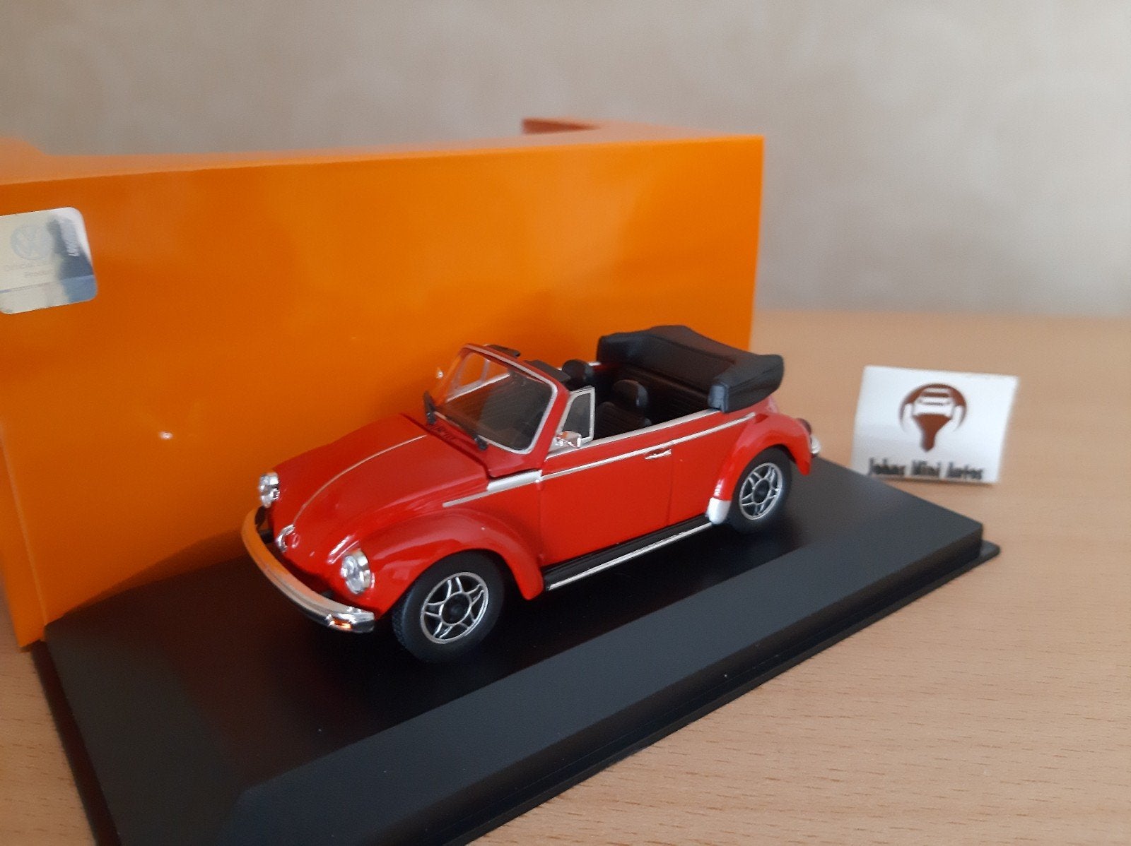 VOLKSWAGEN KEVER 1303 Cabriolet 1979 Rood Maxichamps 1:43, Overige merken, Auto, Nieuw, Ophalen of Verzenden