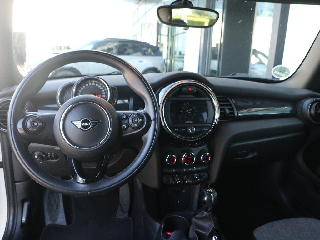 MINI 3-Deurs Cooper | Comfort Access | LED Koplamp | Cruise, Voorwielaandrijving, Parkeersensor, Gebruikt, Met garantie (alle)