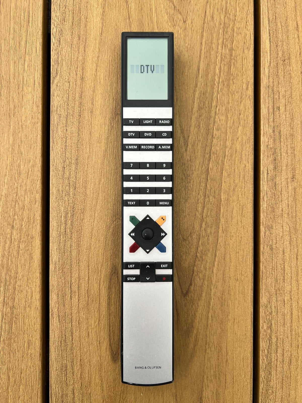 Bang en Olufsen Beo4 / DTV afstandsbediening (serviced), Ophalen of Verzenden, Zo goed als nieuw