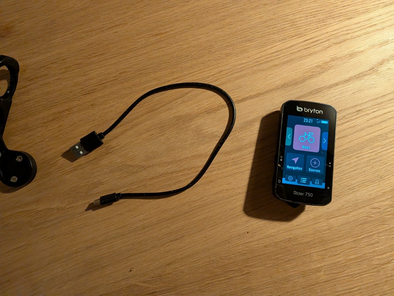 Bryton Rider 750 Fietscomputer met GPS, Fietsen en Brommers, Fietsaccessoires | Fietscomputers, Ophalen of Verzenden, Draadloos