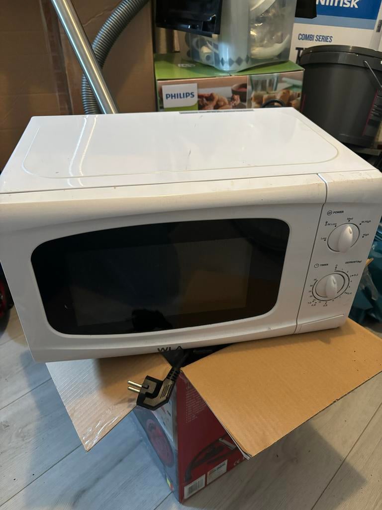 WLA magnetron, Witgoed en Apparatuur, Magnetrons, Ophalen, Gebruikt, Magnetron, Draaiplateau