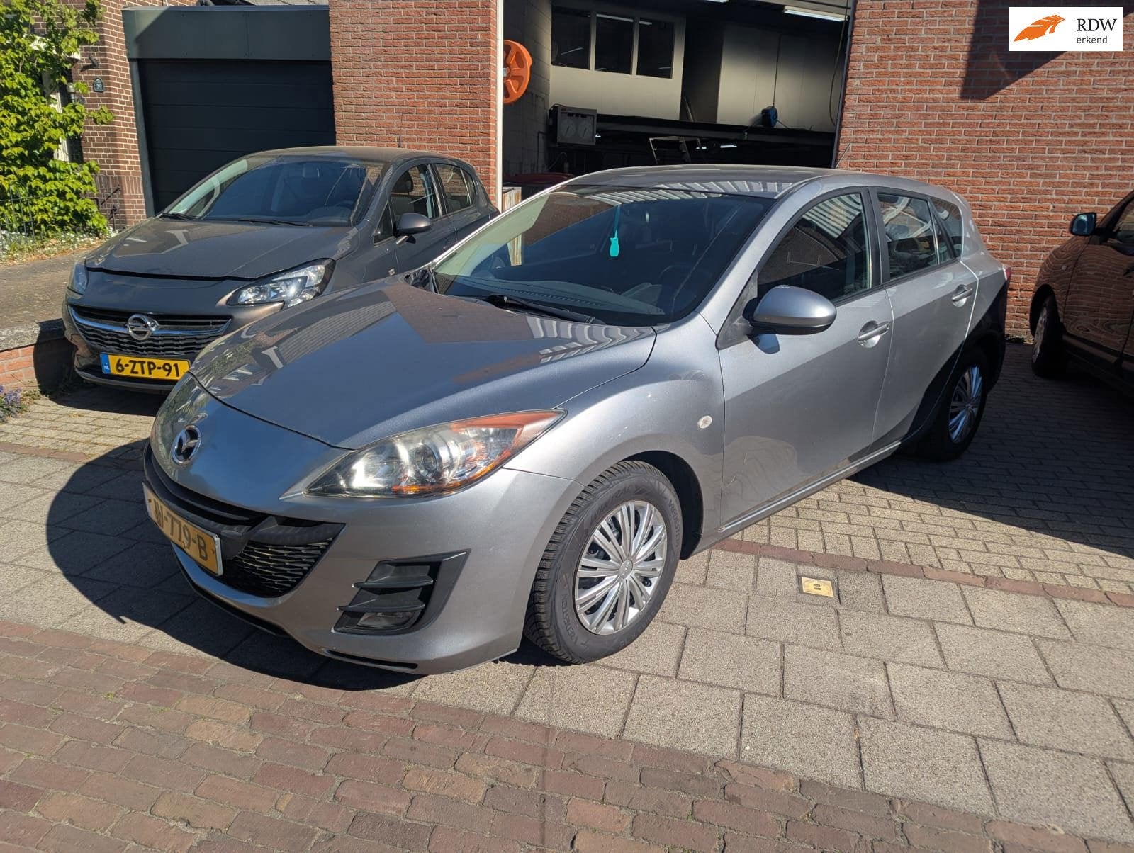 Mazda 3 1.6 Business, Auto's, Voorwielaandrijving, Gebruikt, 4 cilinders, Automatische klimaatregeling