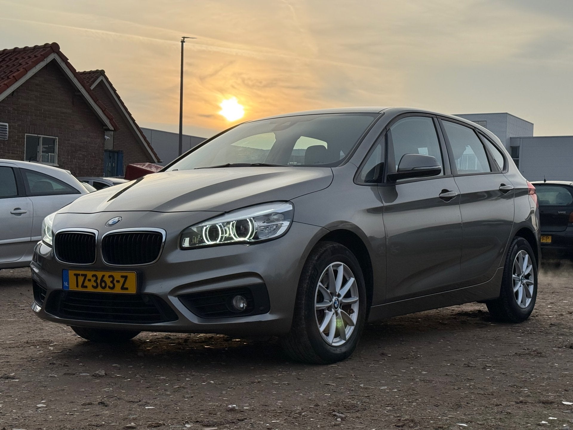 BMW 2-serie Active Tourer 218i High Executive/AUTOMAAT/LED, Auto's, 136 pk, Gebruikt, Euro 6, Leder