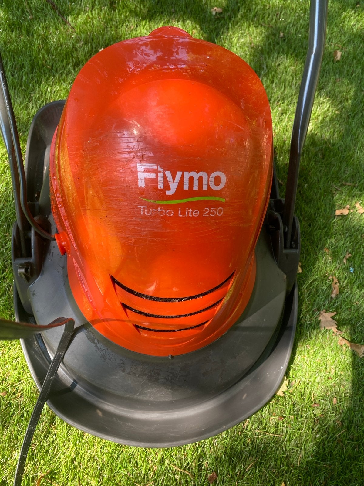 Flymo Turbo Lite 250 Zweefmaaier - Elektrisch, Tuin en Terras, Grasmaaiers, Gebruikt, Elektrische grasmaaier, Minder dan 30 cm