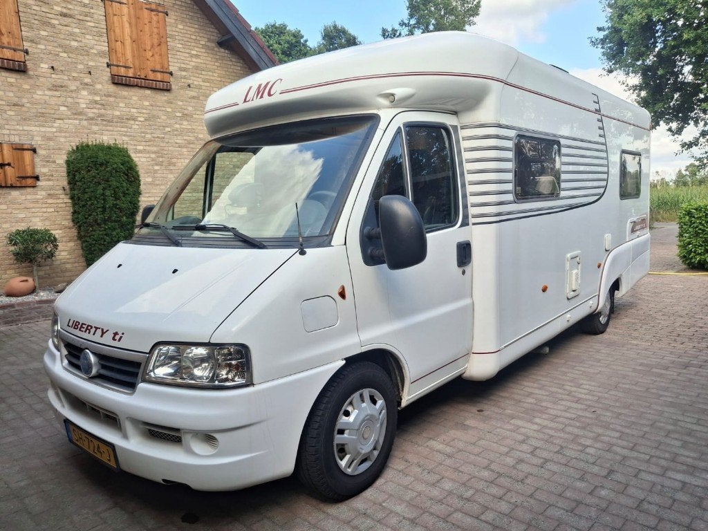 LMC LIBERTY 6600 TI Fiat 2.8 2002 Camper Enkele bedden, Caravans en Kamperen, Campers, LMC, Rensingautos@hotmail.com, Bedrijf