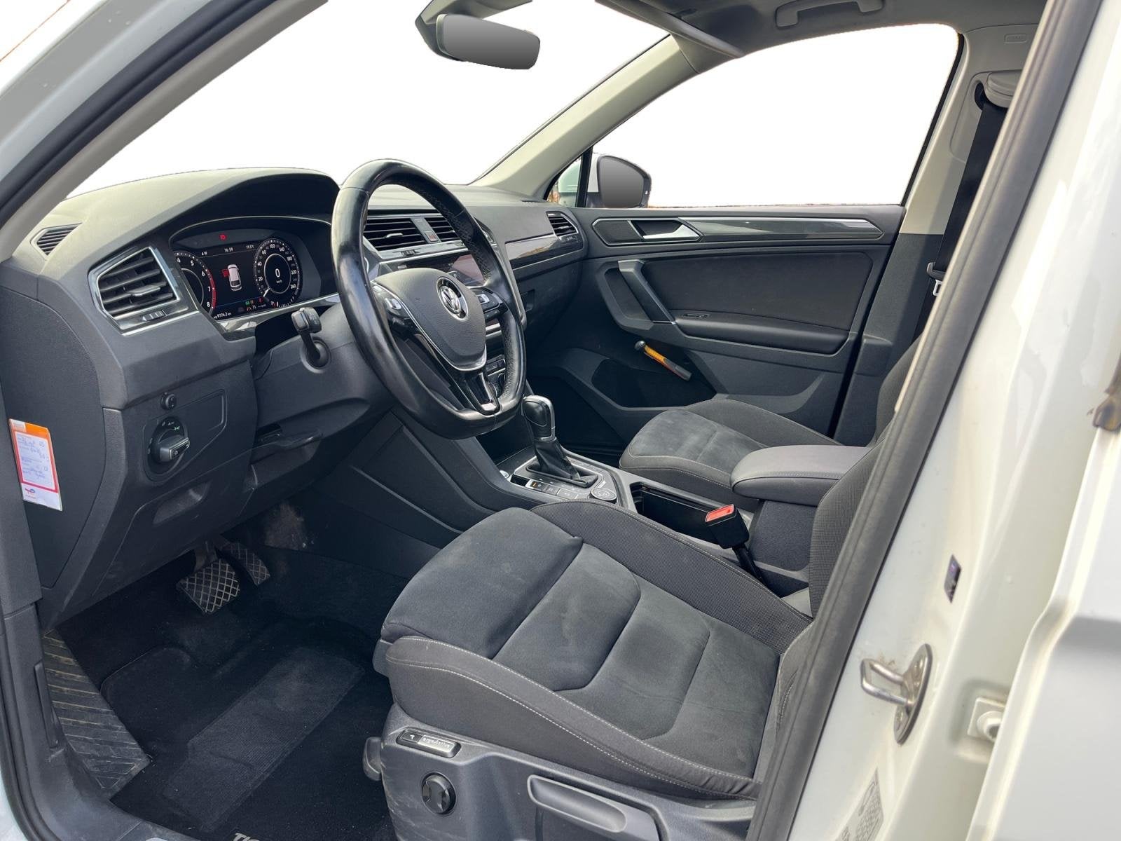 Volkswagen Tiguan 2.0 TSi DSG-aut. 4Motion Highline R-Line N, Auto's, Automaat, 12 maanden, Stof, Gebruikt
