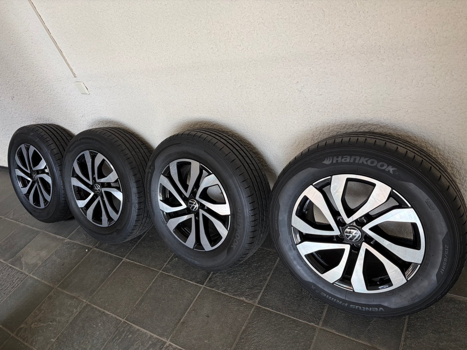Originele VW Tiguan 17 inch BBS velgen met Hankook zomerband, Auto-onderdelen, Banden en Velgen, Ophalen, 215 mm, Banden en Velgen