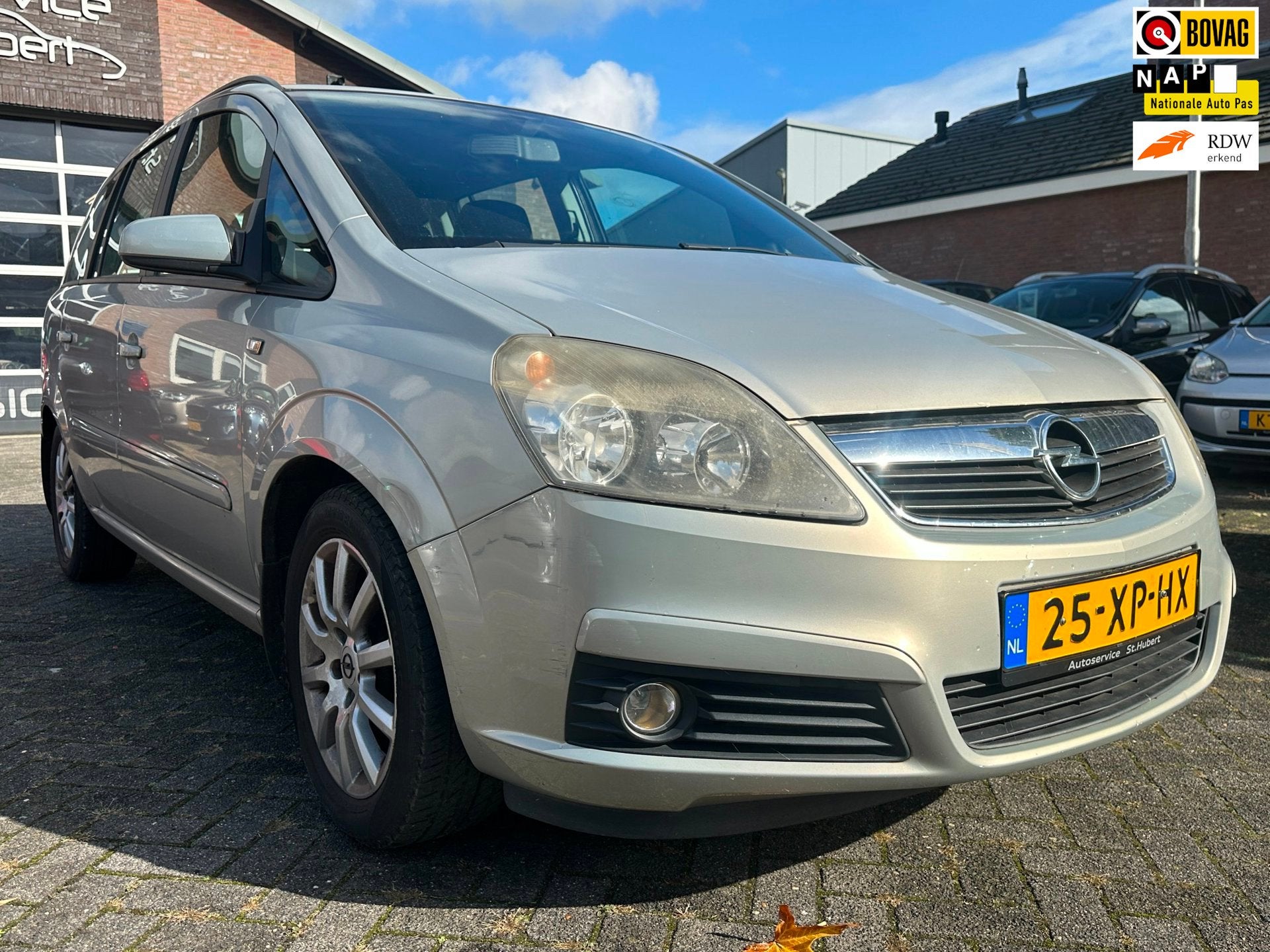 Opel Zafira 1.6 Temptation 7-persoons. Cruiscontrol. Airco., Stof, Gebruikt, Zwart, 4 cilinders