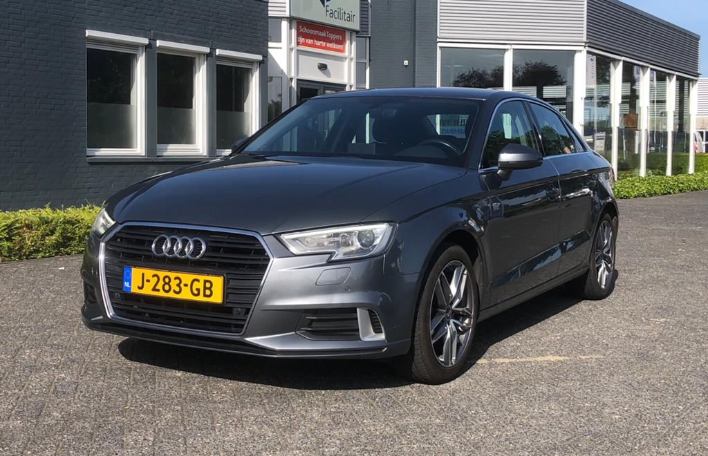 Audi A3 1.5 Tfsi CoD Ultra 150pk S Tronic 2018 Grijs, Auto's, 1498 cc, 4 cilinders, 150 pk, Particulier