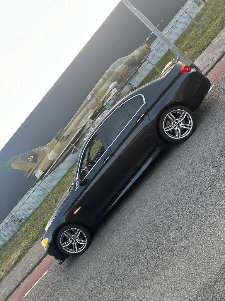 BMW 530d xDrive F10 | Ketting vervangen | Full Option, Automaat, Euro 5, Zwart, 2993 cc