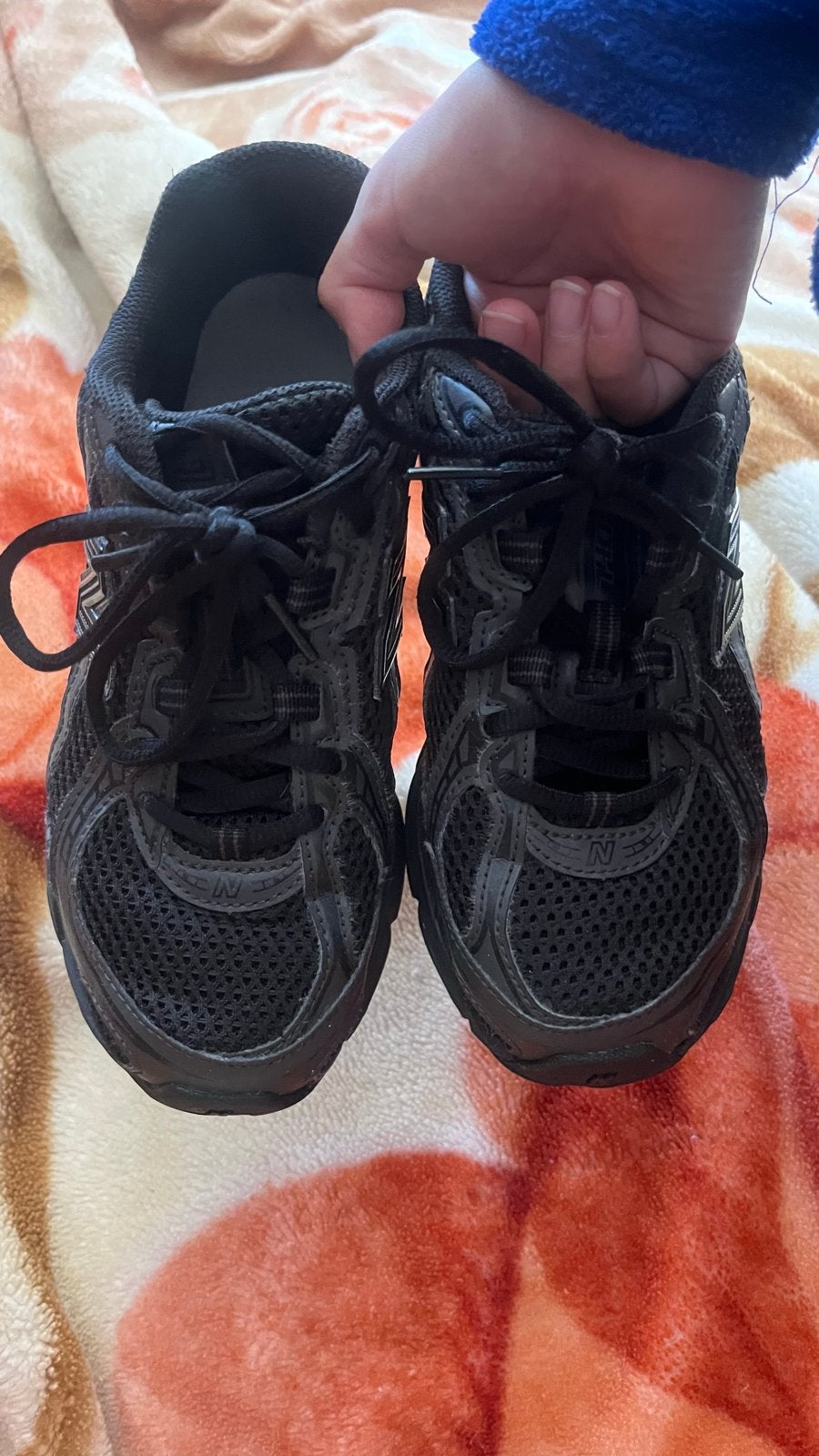 New Balance sneakers zwart - Maat 36, Kinderen en Baby's, Ophalen, Schoenen, Zo goed als nieuw, Jongen