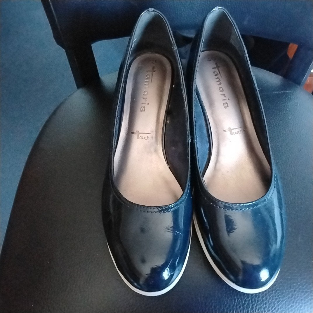 Tamaris wedge pumps - Maat 40 - Donkerblauw lak, Pumps, Blauw, Zo goed als nieuw, Ophalen