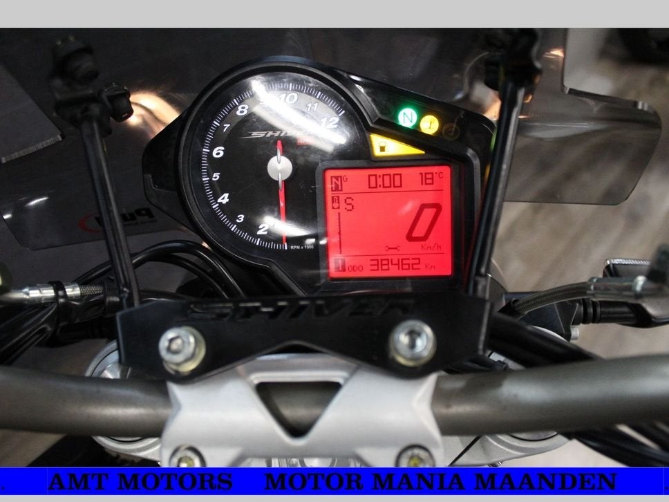 APRILIA SHIVER 750 (bj 2010) Sl 750 35KW A2 MOGELIJK, Motoren, Motoren | Aprilia, 750 cc, 2 cilinders, Motorrijbewijs A, Bedrijf