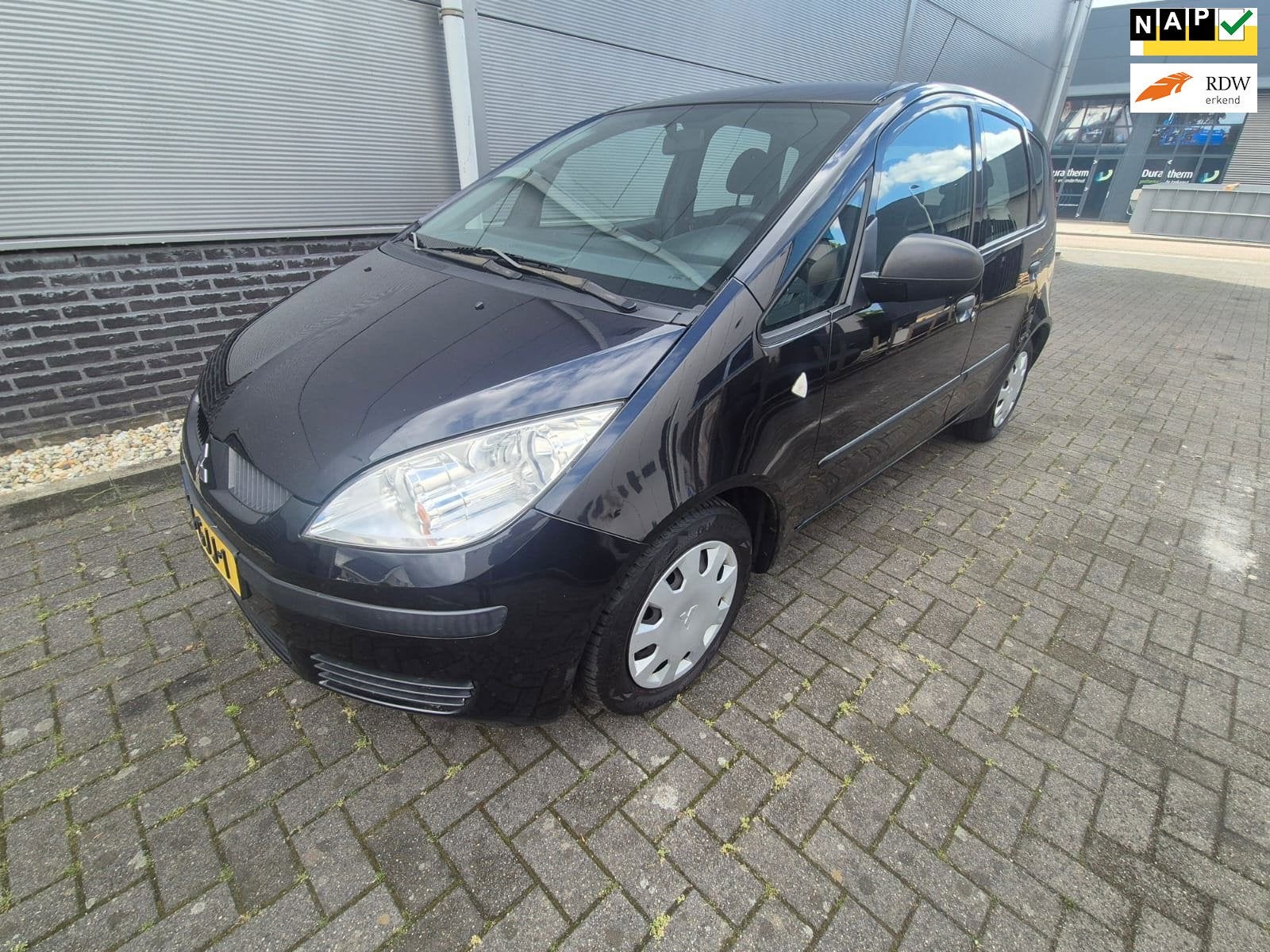 Mitsubishi Colt 1.1 Incharge- apk 13 april 2027, Voorwielaandrijving, Stof, Gebruikt, Origineel Nederlands
