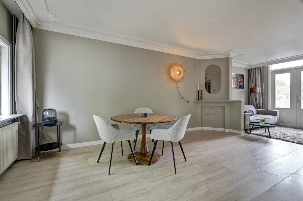 Sav & Økse Scandinavisch Ronde tafel Volante ⌀ 120 Walnoot, Ophalen, Gebruikt, Rond, Vier personen