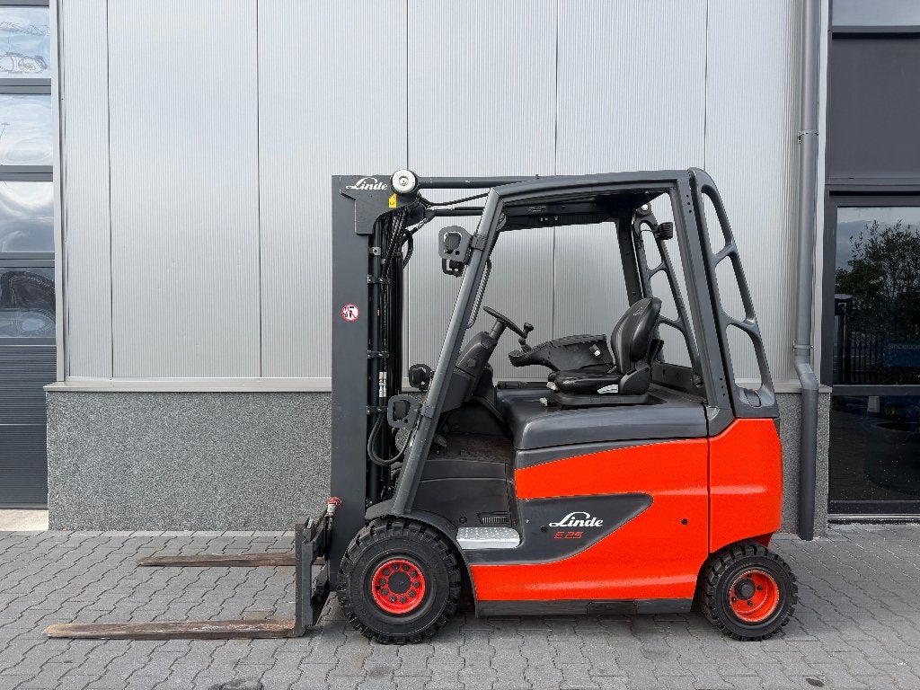 Linde E25 elektrische heftruck 'triplo' 'sideshift', Linde, Heftruck, Ophalen of Verzenden, Elektrisch