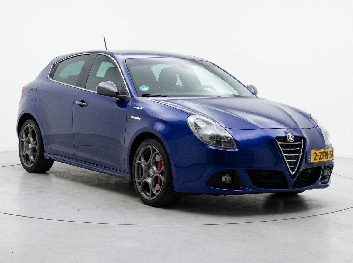 Alfa Romeo Giulietta 1.4 T Exclusive|QV-Line|Squadra|TCT-AUT, Auto's, Euro 6, 4 cilinders, Blauw, Origineel Nederlands